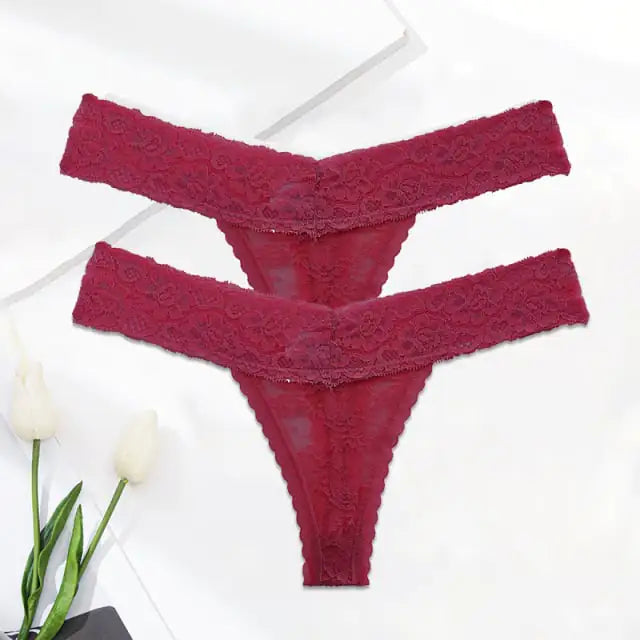 Chic Solid Color Lace Thongs