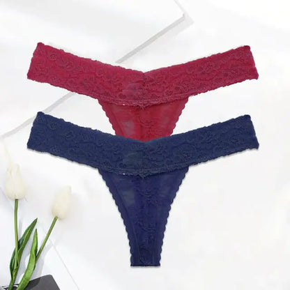 Chic Solid Color Lace Thongs