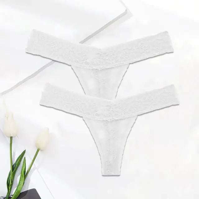 Chic Solid Color Lace Thongs