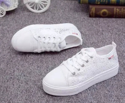Elevated Casual Canvas Shoes with Breathable Mesh