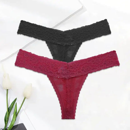 Chic Solid Color Lace Thongs